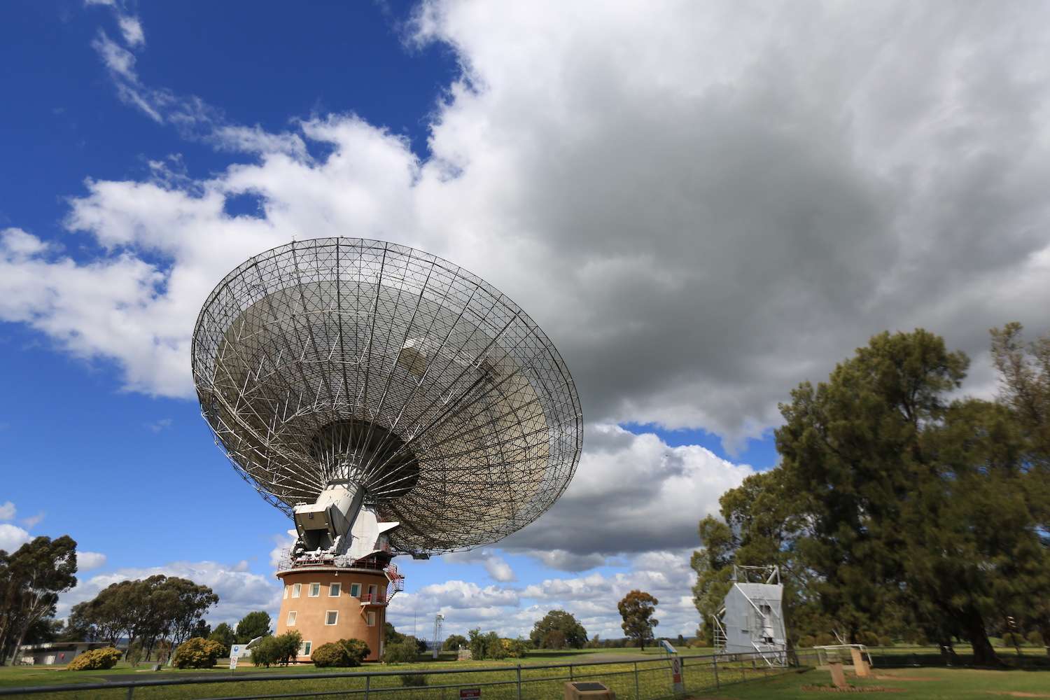 science activities for the school holidays - observatory